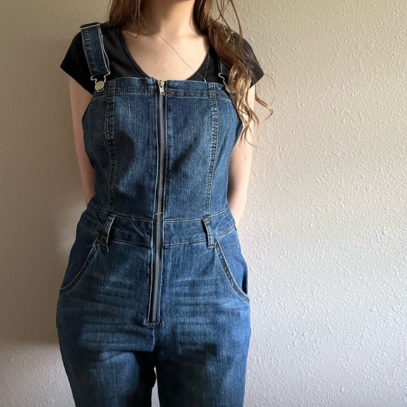 Refuge Zip-up Overalls - Picture 6 of 8